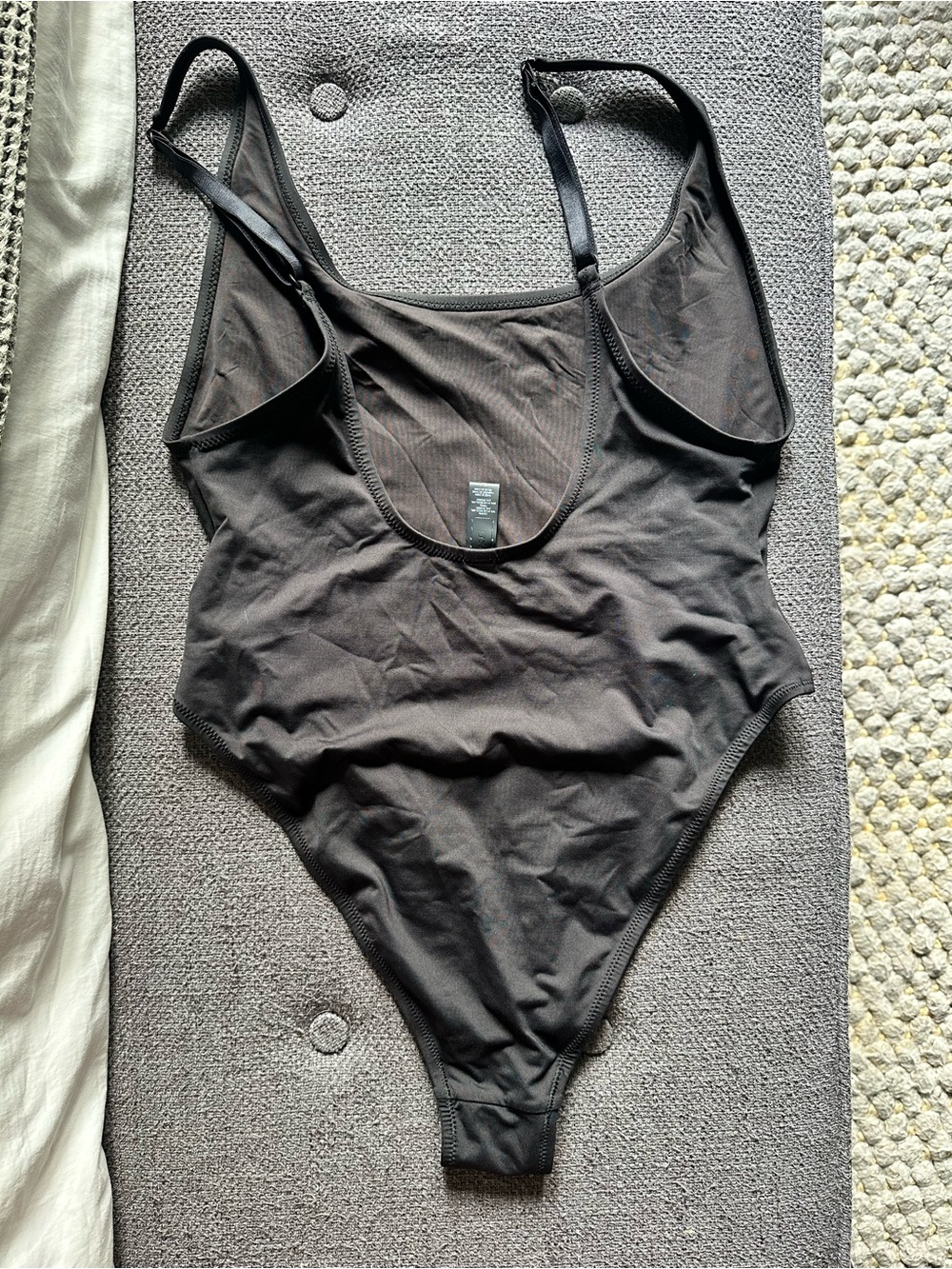 SKIMS Bundle of Scoop Neck One Piece Swimwear - Picture 11 of 11